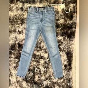 Hollister skinny jeans